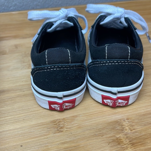 Black vans - Picture 3 of 7